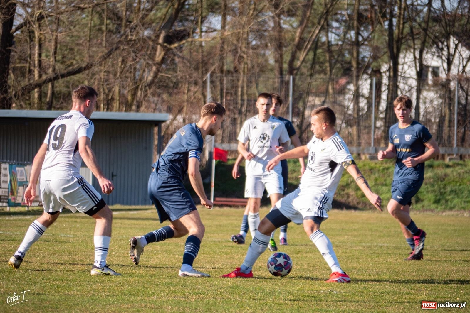 Zdjęcie w galerii na portalu naszraciborz.pl: Decydująca końcówka w Nędzy. Tobiasz Wodecki bohaterem Silesii [FOTO] wiadomości z regionu