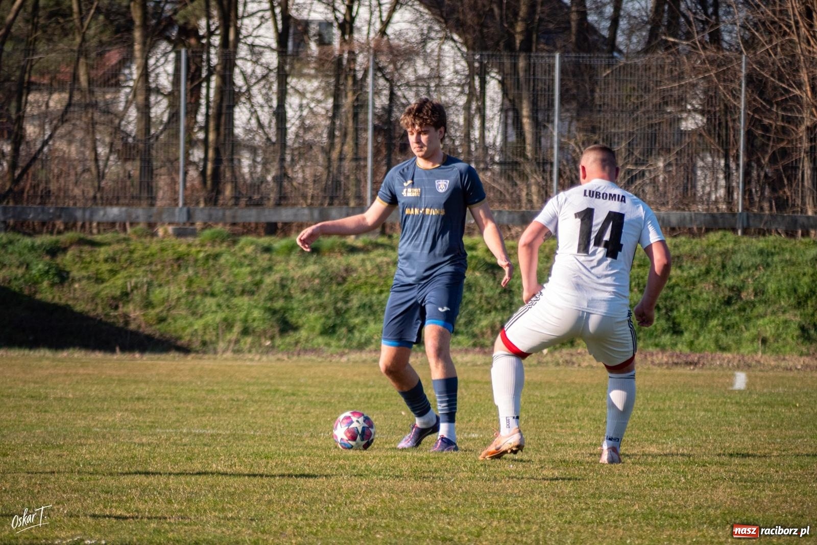 Zdjęcie w galerii na portalu naszraciborz.pl: Decydująca końcówka w Nędzy. Tobiasz Wodecki bohaterem Silesii [FOTO] wiadomości z regionu