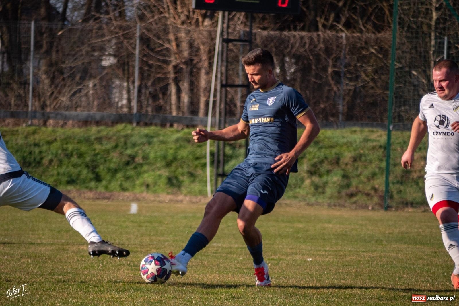 Zdjęcie w galerii na portalu naszraciborz.pl: Decydująca końcówka w Nędzy. Tobiasz Wodecki bohaterem Silesii [FOTO] wiadomości z regionu