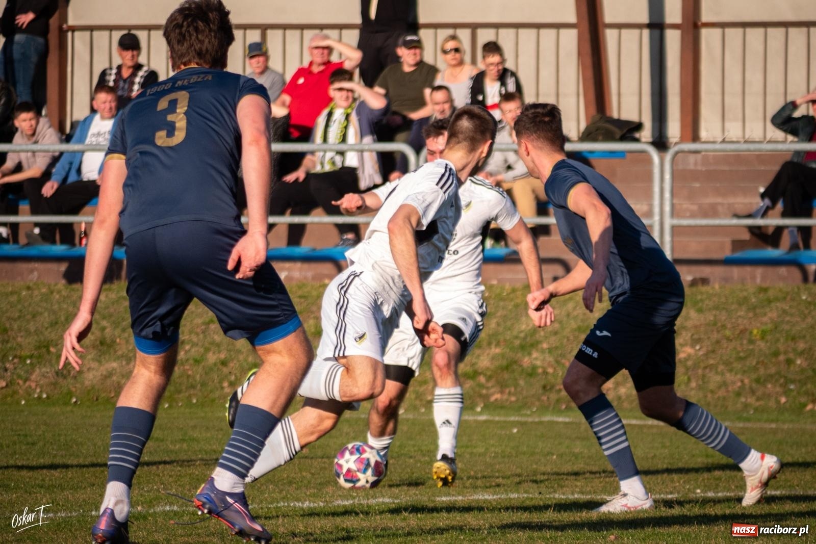 Zdjęcie w galerii na portalu naszraciborz.pl: Decydująca końcówka w Nędzy. Tobiasz Wodecki bohaterem Silesii [FOTO] wiadomości z regionu