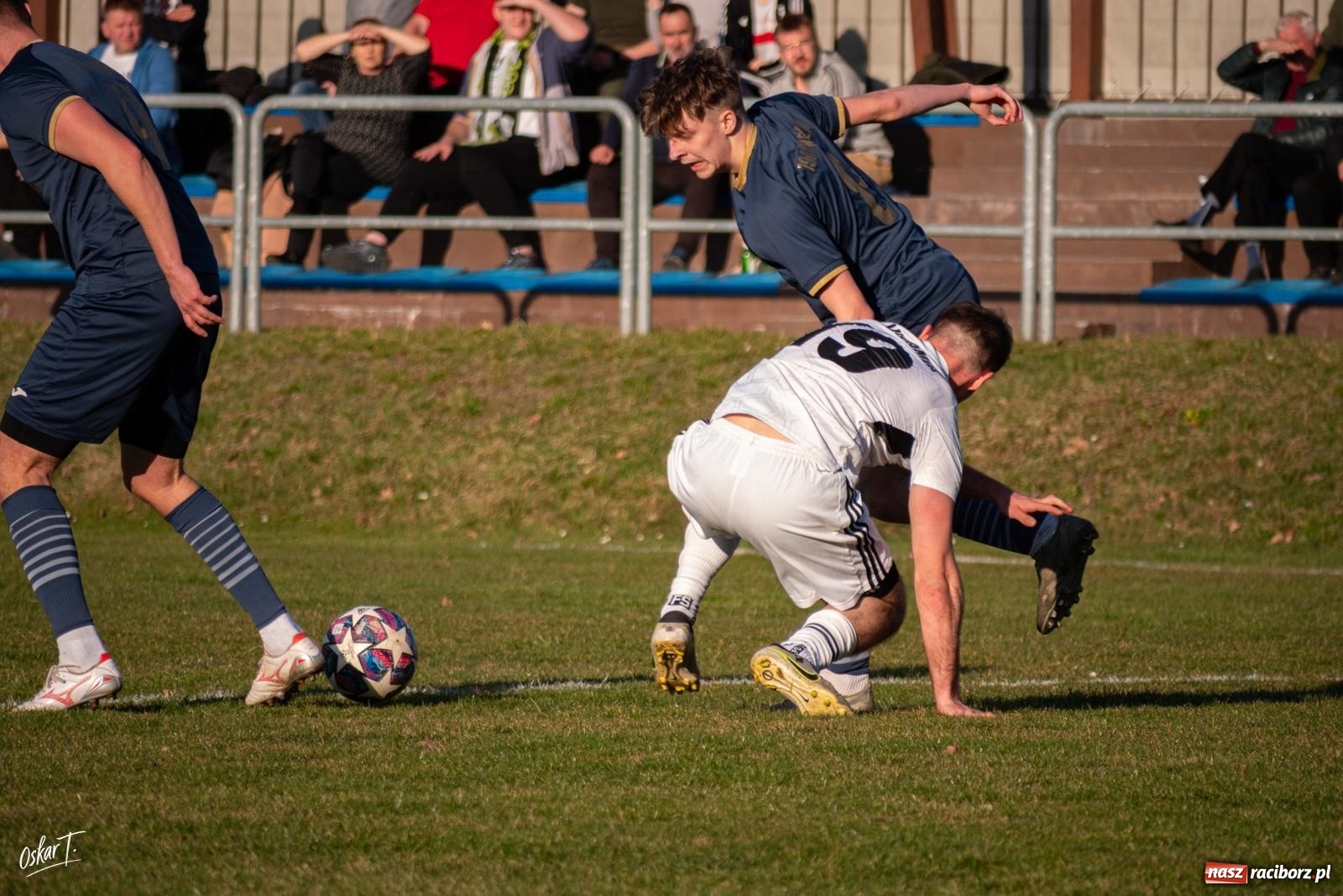 Zdjęcie w galerii na portalu naszraciborz.pl: Decydująca końcówka w Nędzy. Tobiasz Wodecki bohaterem Silesii [FOTO] wiadomości z regionu