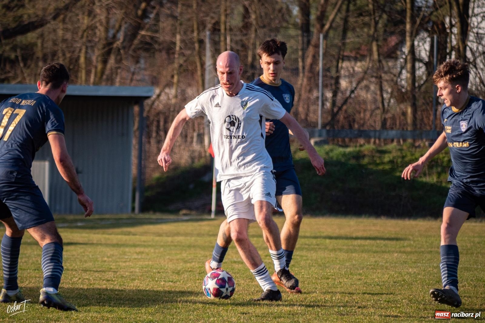 Zdjęcie w galerii na portalu naszraciborz.pl: Decydująca końcówka w Nędzy. Tobiasz Wodecki bohaterem Silesii [FOTO] wiadomości z regionu