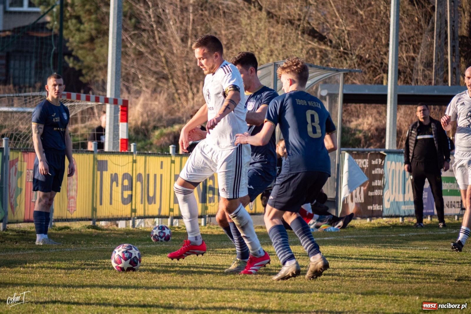 Zdjęcie w galerii na portalu naszraciborz.pl: Decydująca końcówka w Nędzy. Tobiasz Wodecki bohaterem Silesii [FOTO] wiadomości z regionu