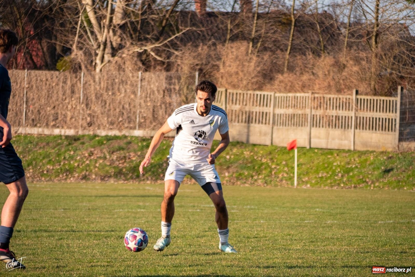 Zdjęcie w galerii na portalu naszraciborz.pl: Decydująca końcówka w Nędzy. Tobiasz Wodecki bohaterem Silesii [FOTO] wiadomości z regionu