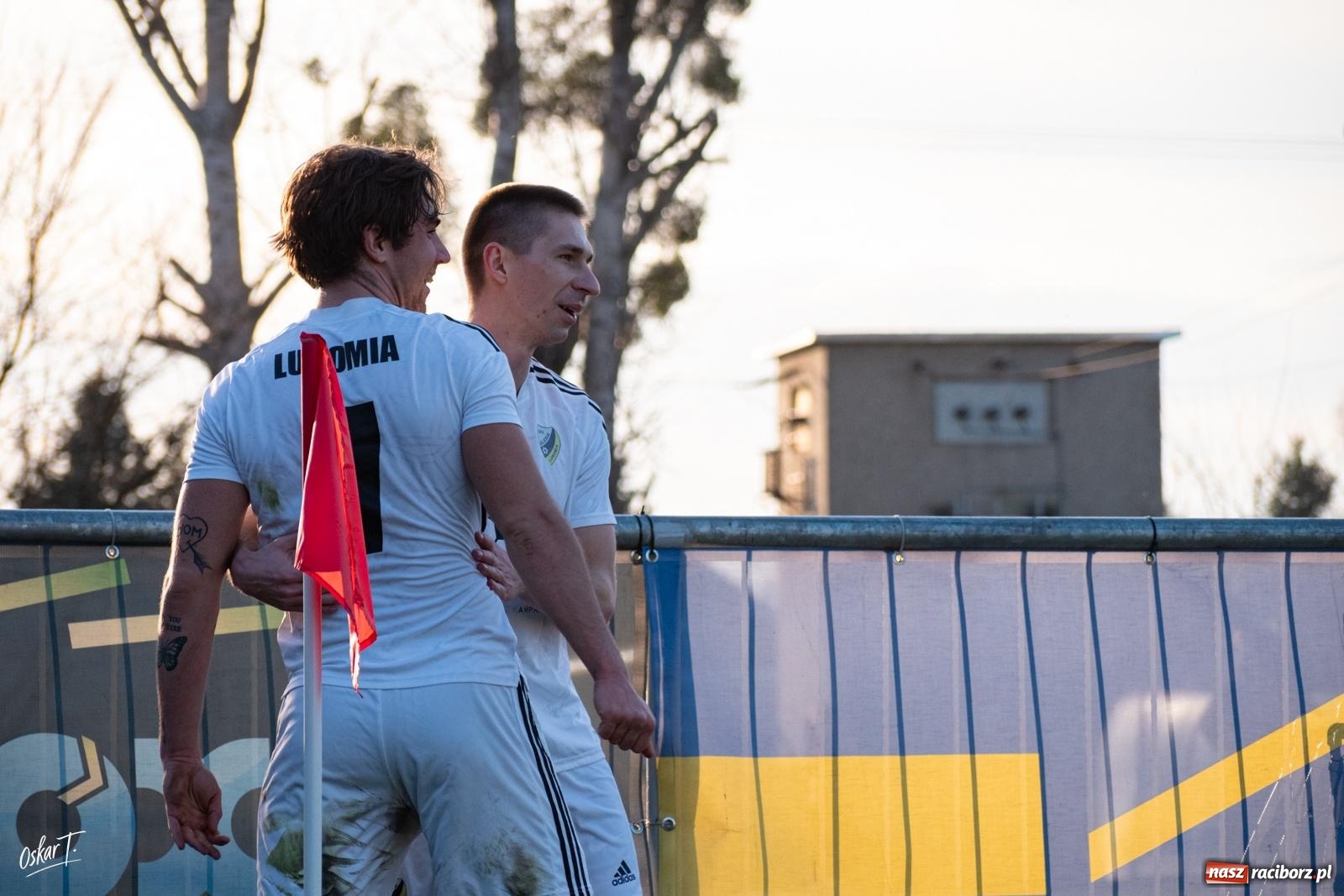 Zdjęcie w galerii na portalu naszraciborz.pl: Decydująca końcówka w Nędzy. Tobiasz Wodecki bohaterem Silesii [FOTO] wiadomości z regionu