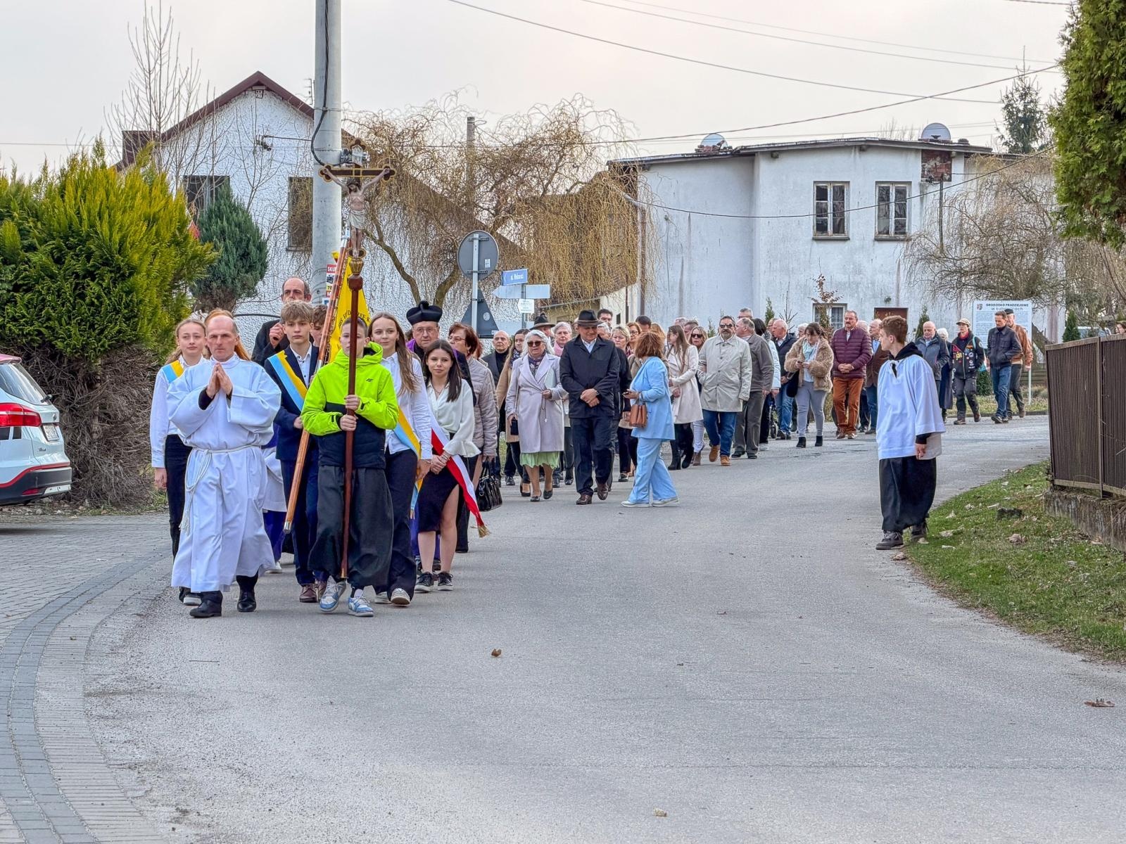 Zdjęcie w galerii na portalu naszraciborz.pl: Echo poezji w Łubowicach: Relacja z 238. urodzin Josepha von Eichendorffa wiadomości z regionu