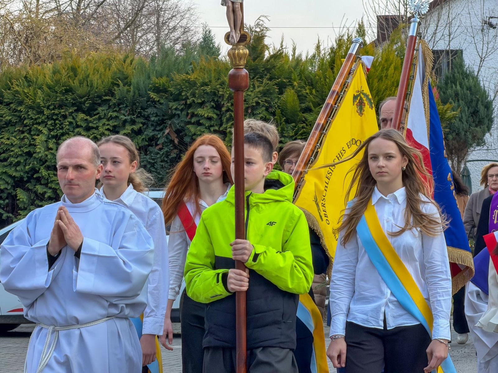 Zdjęcie w galerii na portalu naszraciborz.pl: Echo poezji w Łubowicach: Relacja z 238. urodzin Josepha von Eichendorffa wiadomości z regionu