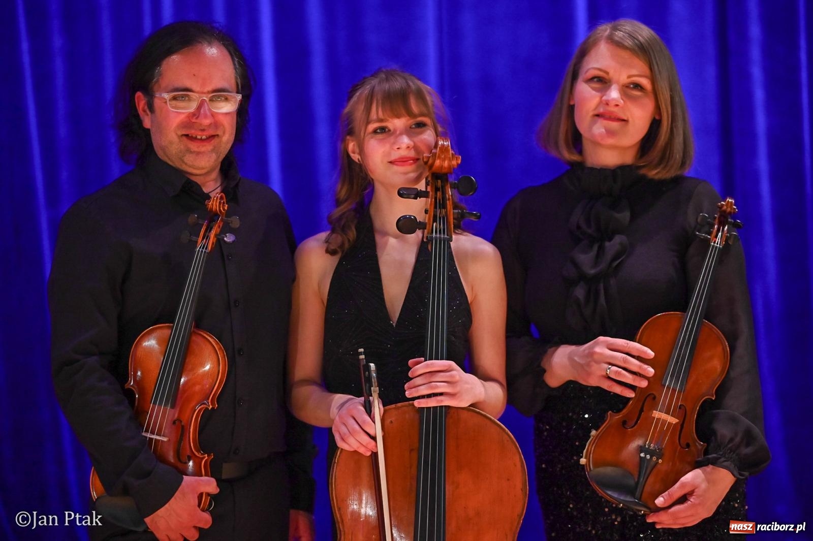 Zdjęcie w galerii na portalu naszraciborz.pl: CINEMA – koncert muzyki filmowej przeniósł magię kina na scenę wiadomości z regionu