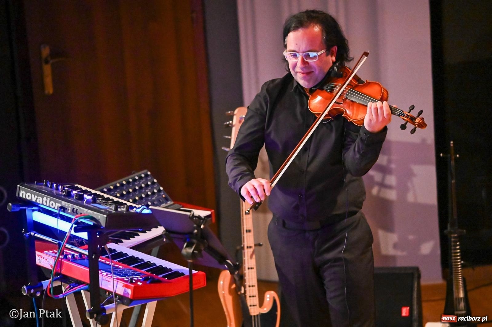 Zdjęcie w galerii na portalu naszraciborz.pl: CINEMA – koncert muzyki filmowej przeniósł magię kina na scenę wiadomości z regionu