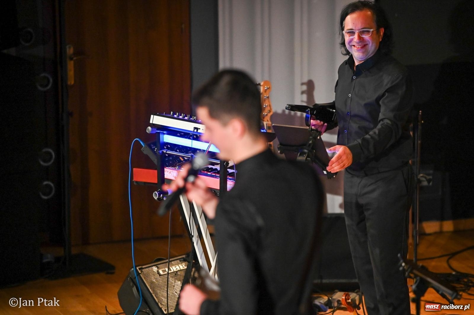 Zdjęcie w galerii na portalu naszraciborz.pl: CINEMA – koncert muzyki filmowej przeniósł magię kina na scenę wiadomości z regionu