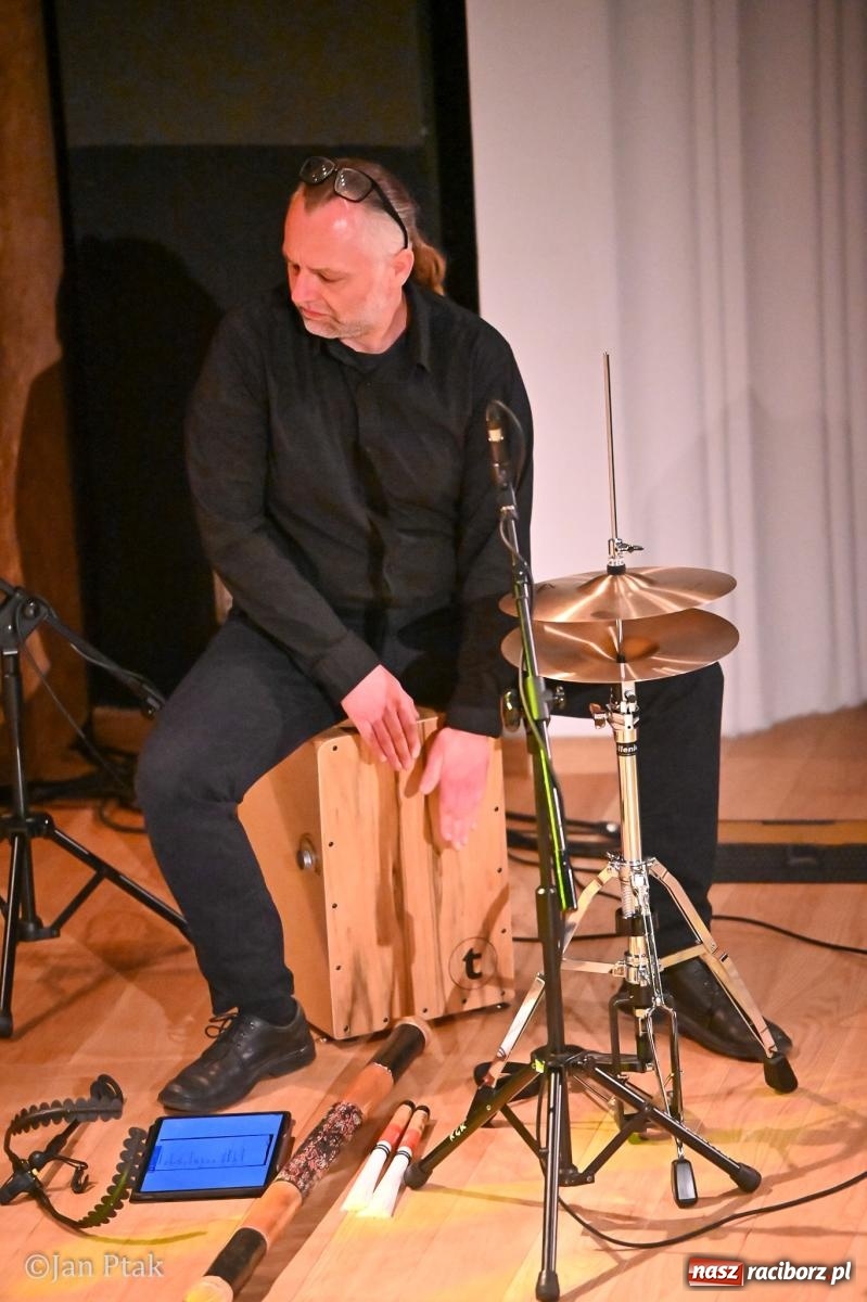 Zdjęcie w galerii na portalu naszraciborz.pl: CINEMA – koncert muzyki filmowej przeniósł magię kina na scenę wiadomości z regionu