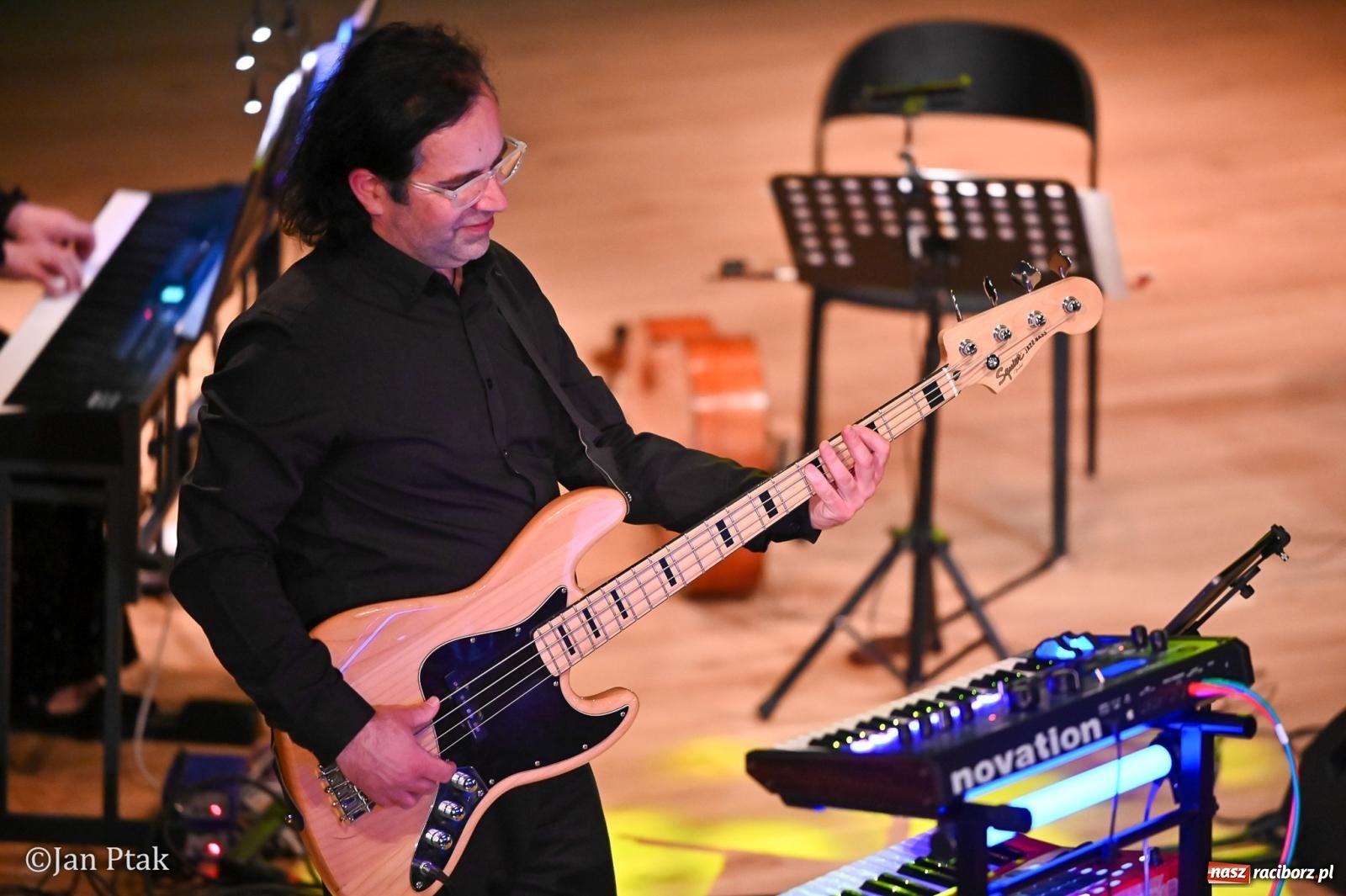 Zdjęcie w galerii na portalu naszraciborz.pl: CINEMA – koncert muzyki filmowej przeniósł magię kina na scenę wiadomości z regionu