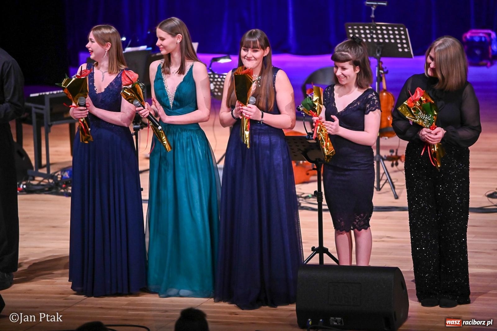 Zdjęcie w galerii na portalu naszraciborz.pl: CINEMA – koncert muzyki filmowej przeniósł magię kina na scenę wiadomości z regionu