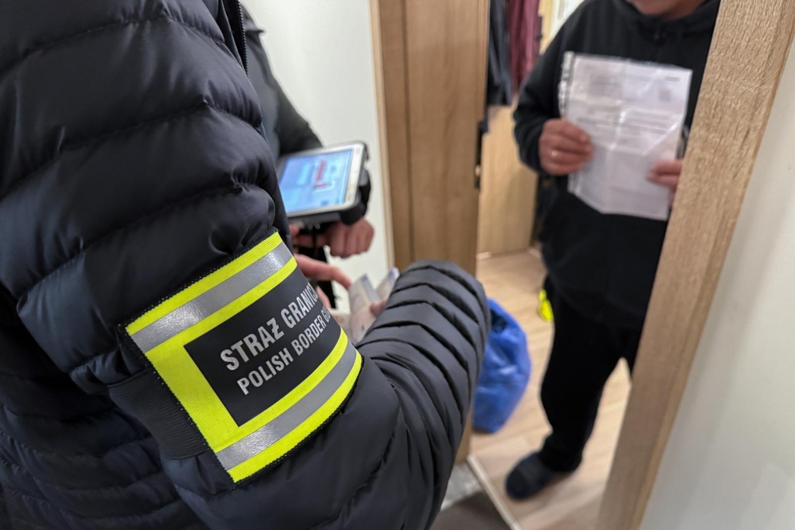 Zdjęcie w galerii na portalu naszraciborz.pl: Współpraca Straży Granicznej z Rudy Śląskiej oraz Bytomskich Policjantów doprowadziła do rozbicia zorganizowanej grupy przestępczej wiadomości z regionu