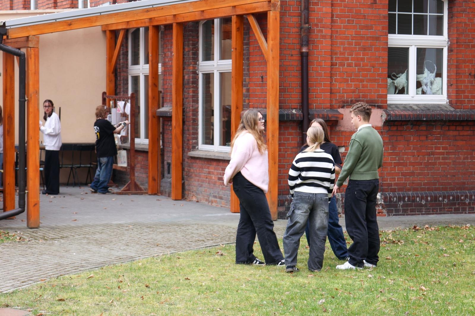 Zdjęcie w galerii na portalu naszraciborz.pl: I Powiatowy Konkurs Polonistyczny Polonistyczny Olimp wiadomości z regionu