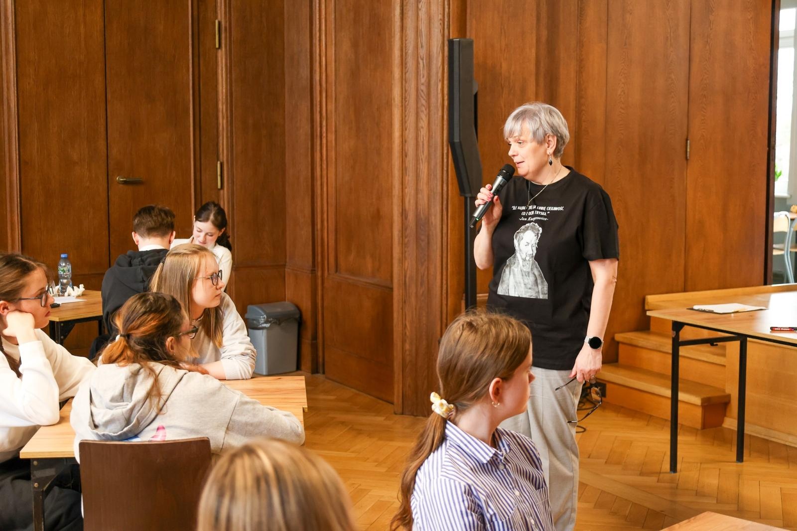 Zdjęcie w galerii na portalu naszraciborz.pl: I Powiatowy Konkurs Polonistyczny Polonistyczny Olimp wiadomości z regionu