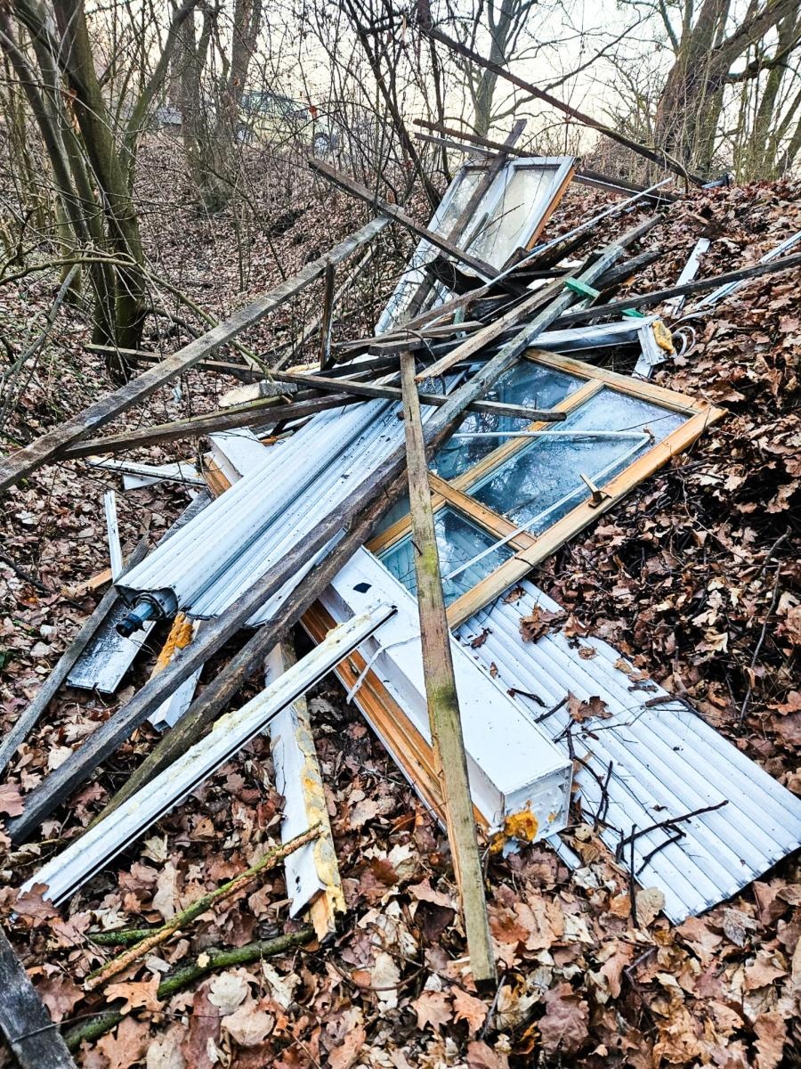 Zdjęcie w galerii na portalu naszraciborz.pl: Smutne obrazki z rezerwatu Łężczok [FOTO] wiadomości z regionu