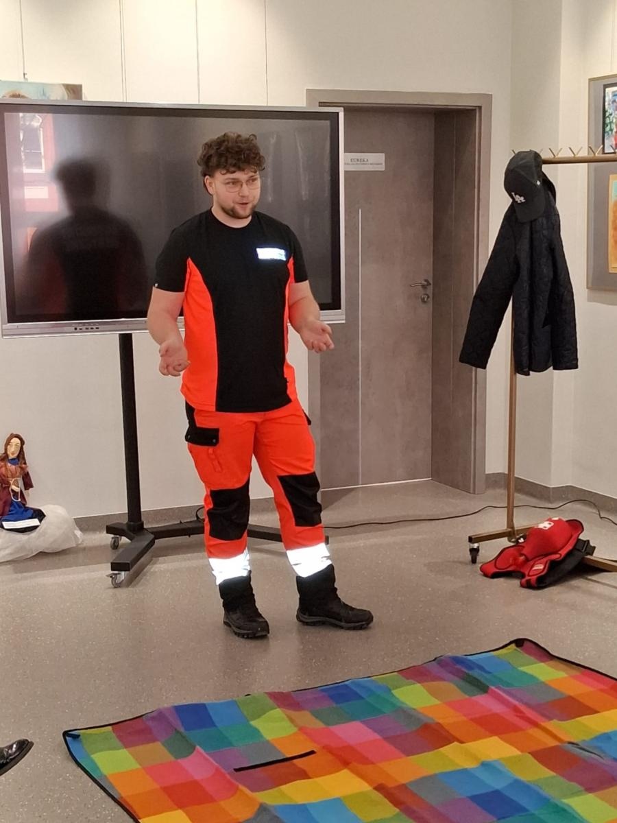 Zdjęcie w galerii na portalu naszraciborz.pl: Druga część szkolenia z pierwszej pomocy dla seniorów za nami! wiadomości z regionu