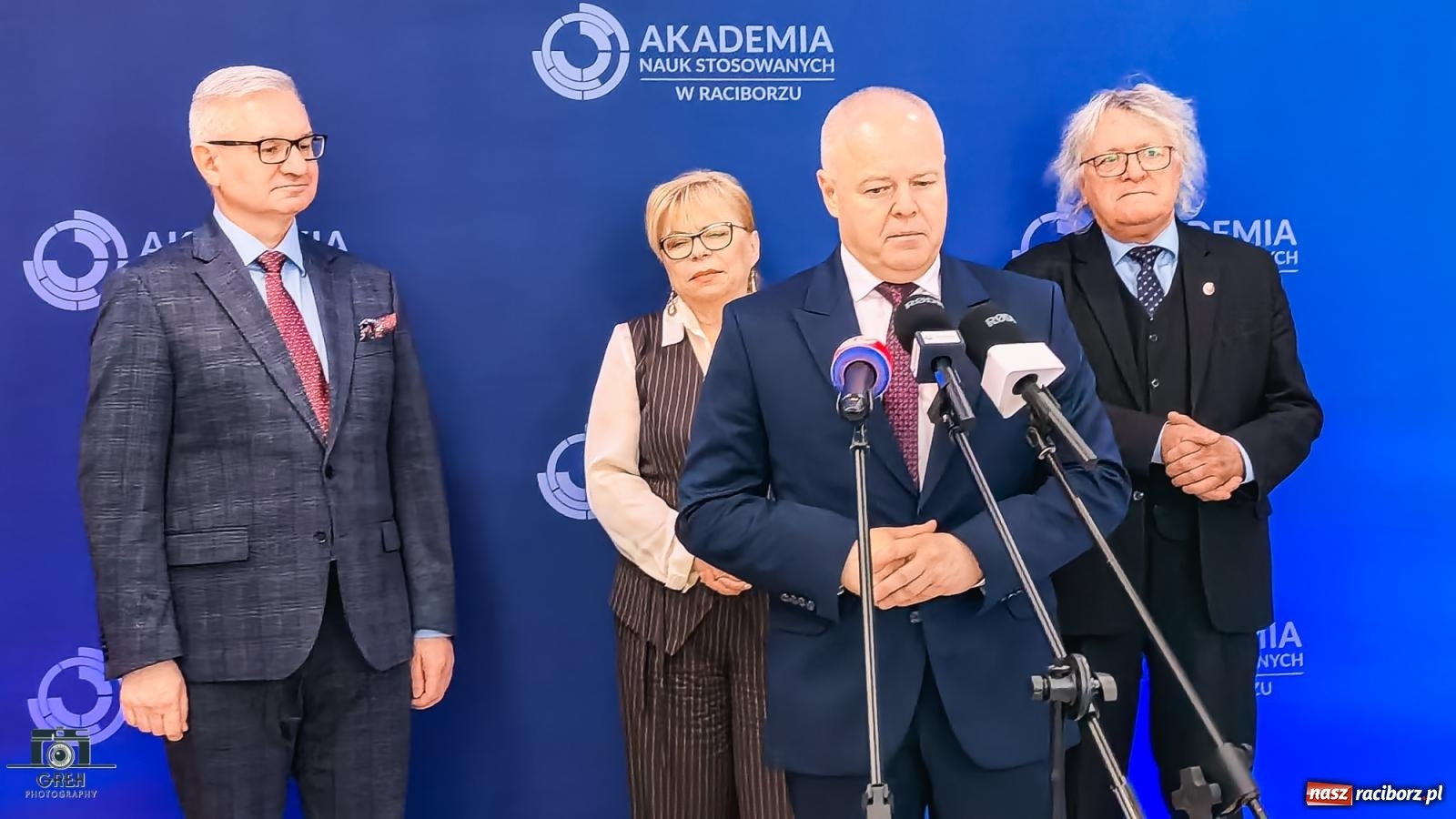 Zdjęcie w galerii na portalu naszraciborz.pl: Wiceminister Marek Gzik z wizytą w raciborskiej ANS [WIDEO]  wiadomości z regionu