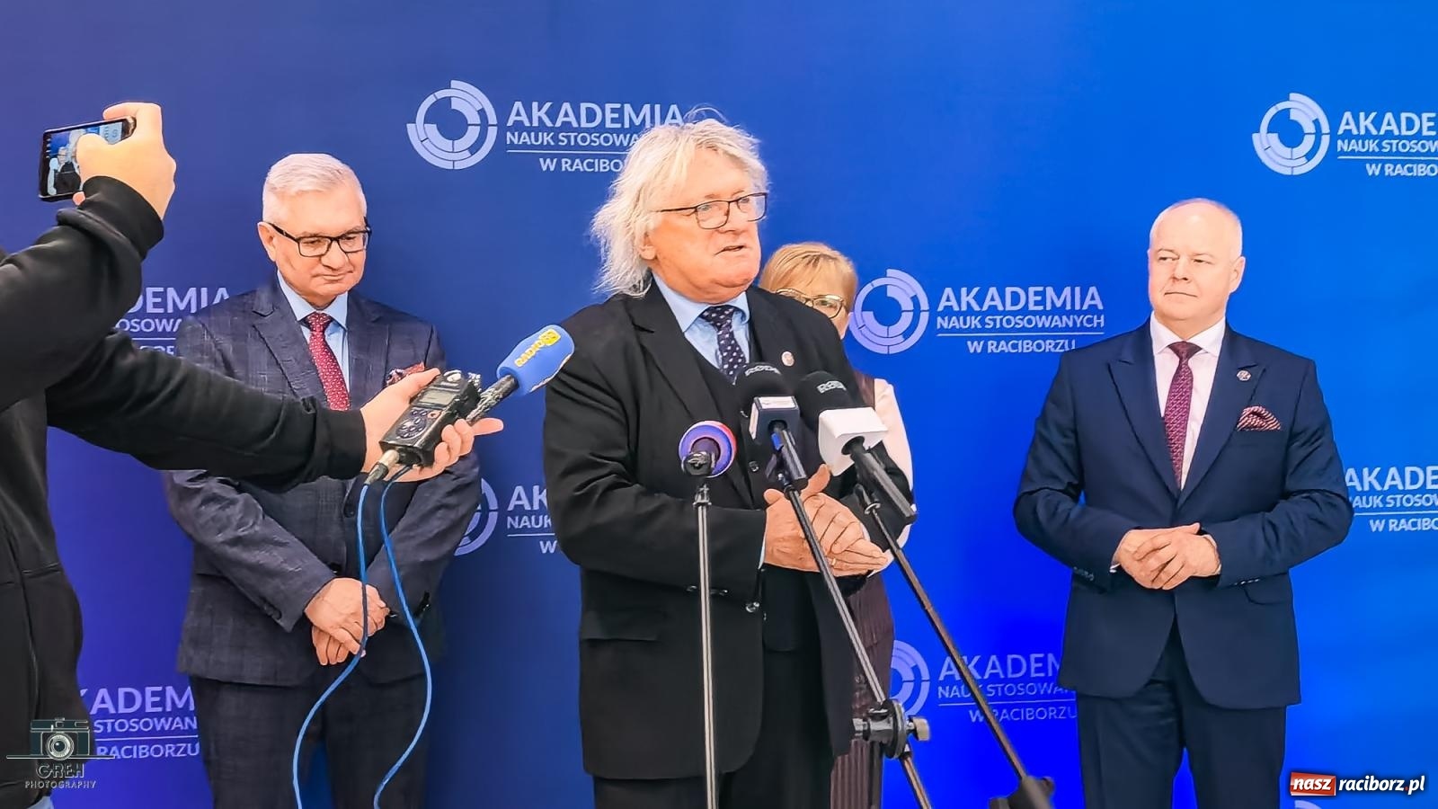 Zdjęcie w galerii na portalu naszraciborz.pl: Wiceminister Marek Gzik z wizytą w raciborskiej ANS [WIDEO]  wiadomości z regionu