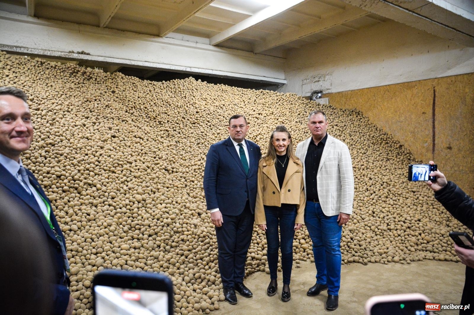 Zdjęcie w galerii na portalu naszraciborz.pl: Minister rolnictwa na ziemi raciborskiej. Ogromny potencjał, realne problemy [FOTO i WIDEO] wiadomości z regionu