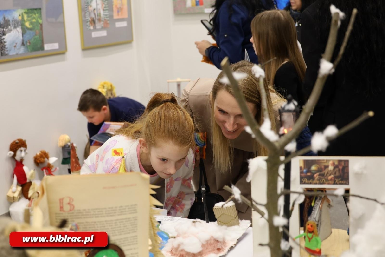 Zdjęcie w galerii na portalu naszraciborz.pl: Ogólnopolski Konkurs Plastyczny Opowieści z Narnii rozstrzygnięty wiadomości z regionu