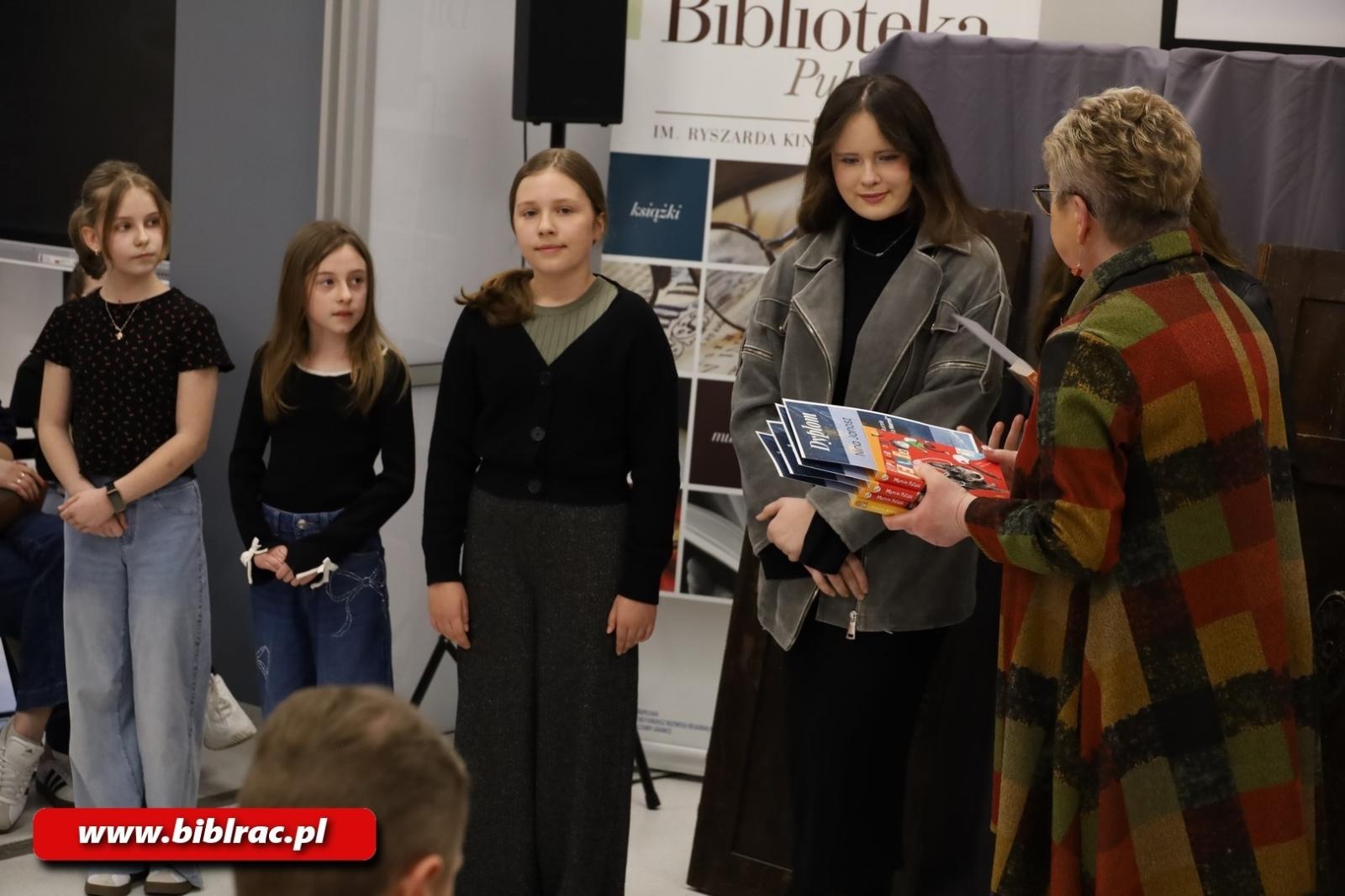 Zdjęcie w galerii na portalu naszraciborz.pl: Ogólnopolski Konkurs Plastyczny Opowieści z Narnii rozstrzygnięty wiadomości z regionu