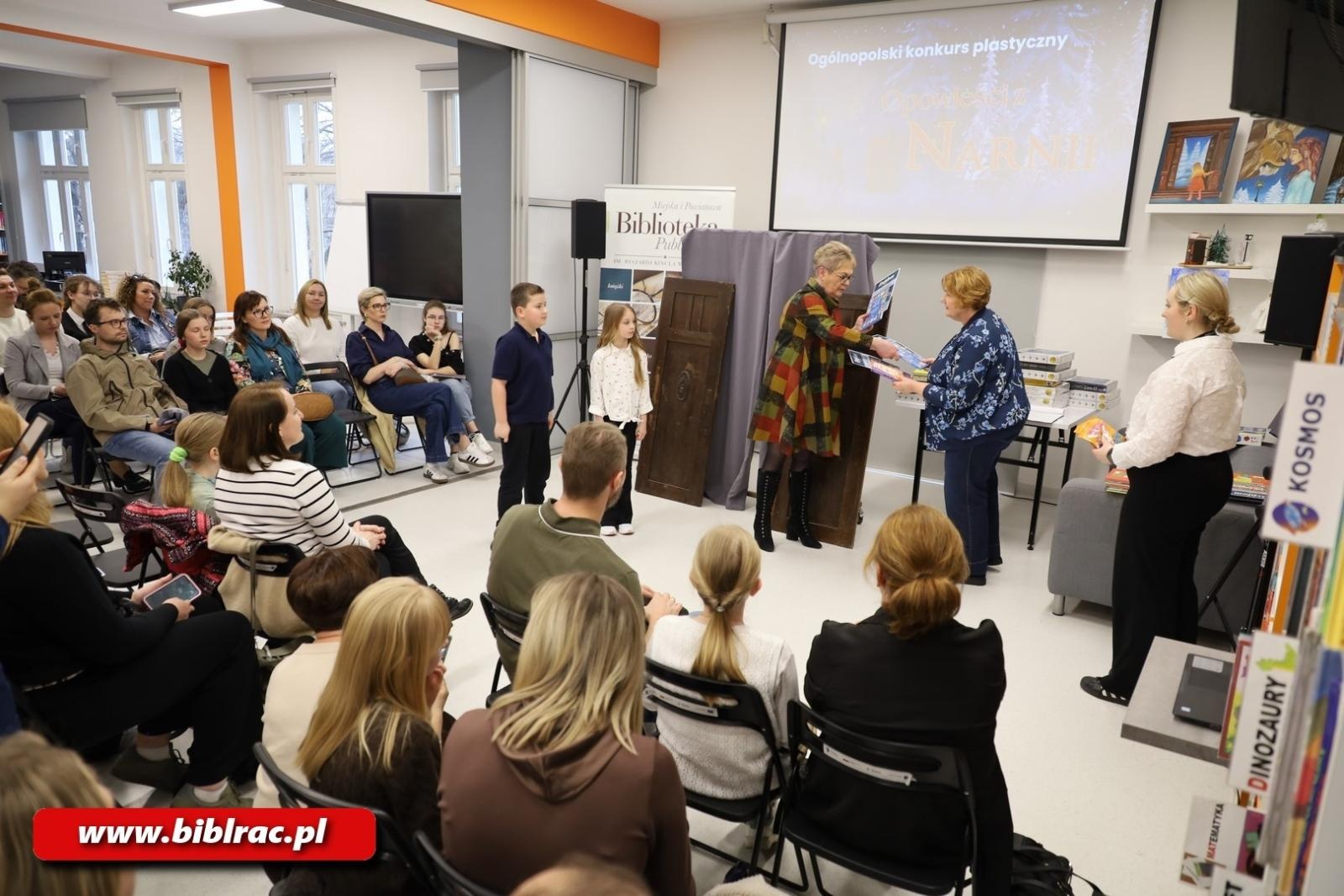 Zdjęcie w galerii na portalu naszraciborz.pl: Ogólnopolski Konkurs Plastyczny Opowieści z Narnii rozstrzygnięty wiadomości z regionu