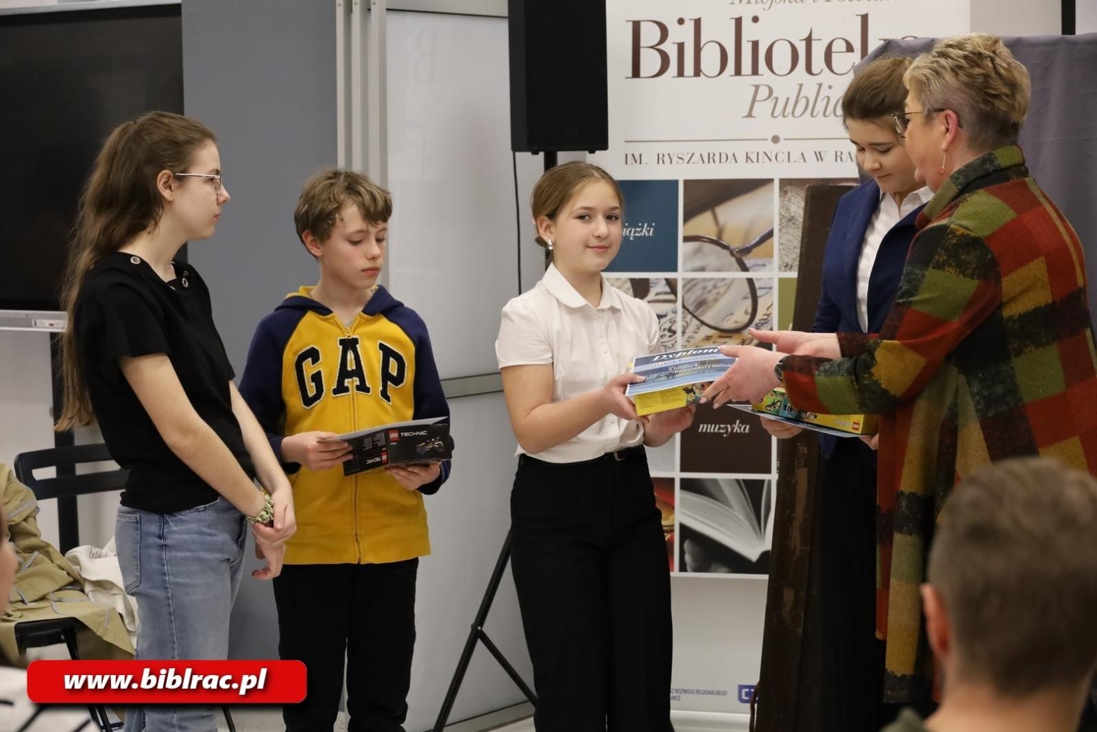 Zdjęcie w galerii na portalu naszraciborz.pl: Ogólnopolski Konkurs Plastyczny Opowieści z Narnii rozstrzygnięty wiadomości z regionu