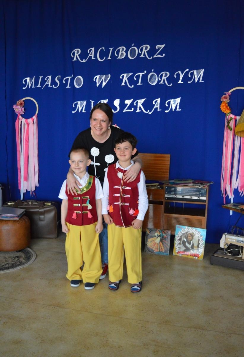 Zdjęcie w galerii na portalu naszraciborz.pl: Racibórz – miasto, w którym mieszkam. Konkurs międzyprzedszkolny pełen wiedzy i zabawy wiadomości z regionu