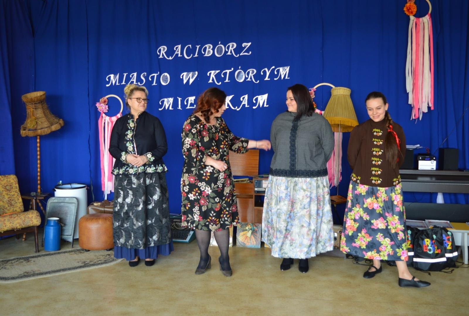 Zdjęcie w galerii na portalu naszraciborz.pl: Racibórz – miasto, w którym mieszkam. Konkurs międzyprzedszkolny pełen wiedzy i zabawy wiadomości z regionu