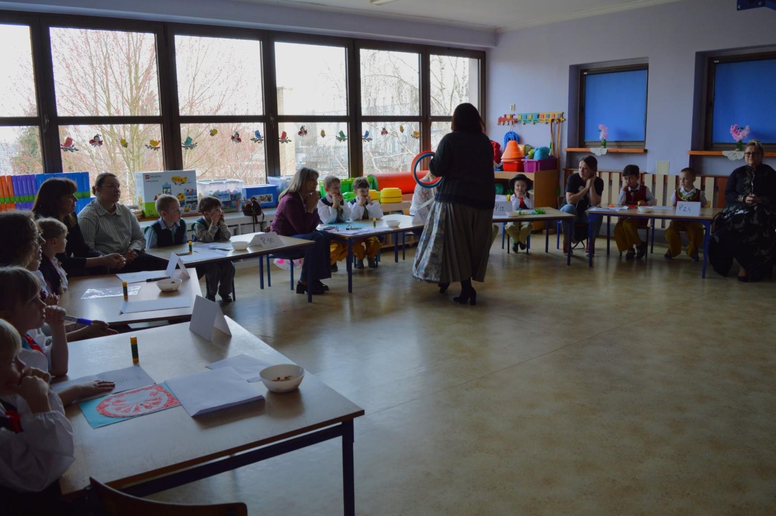 Zdjęcie w galerii na portalu naszraciborz.pl: Racibórz – miasto, w którym mieszkam. Konkurs międzyprzedszkolny pełen wiedzy i zabawy wiadomości z regionu