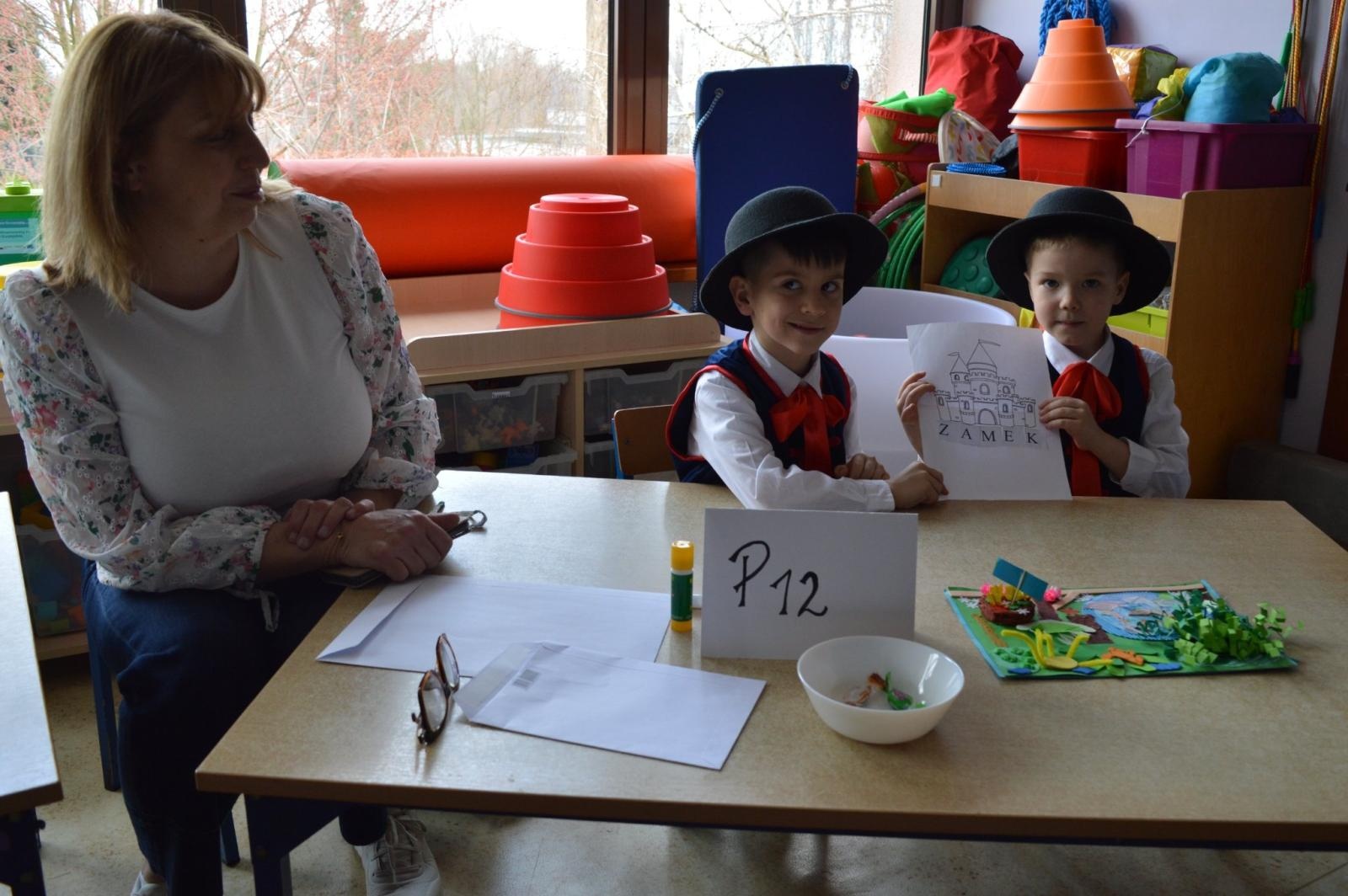 Zdjęcie w galerii na portalu naszraciborz.pl: Racibórz – miasto, w którym mieszkam. Konkurs międzyprzedszkolny pełen wiedzy i zabawy wiadomości z regionu