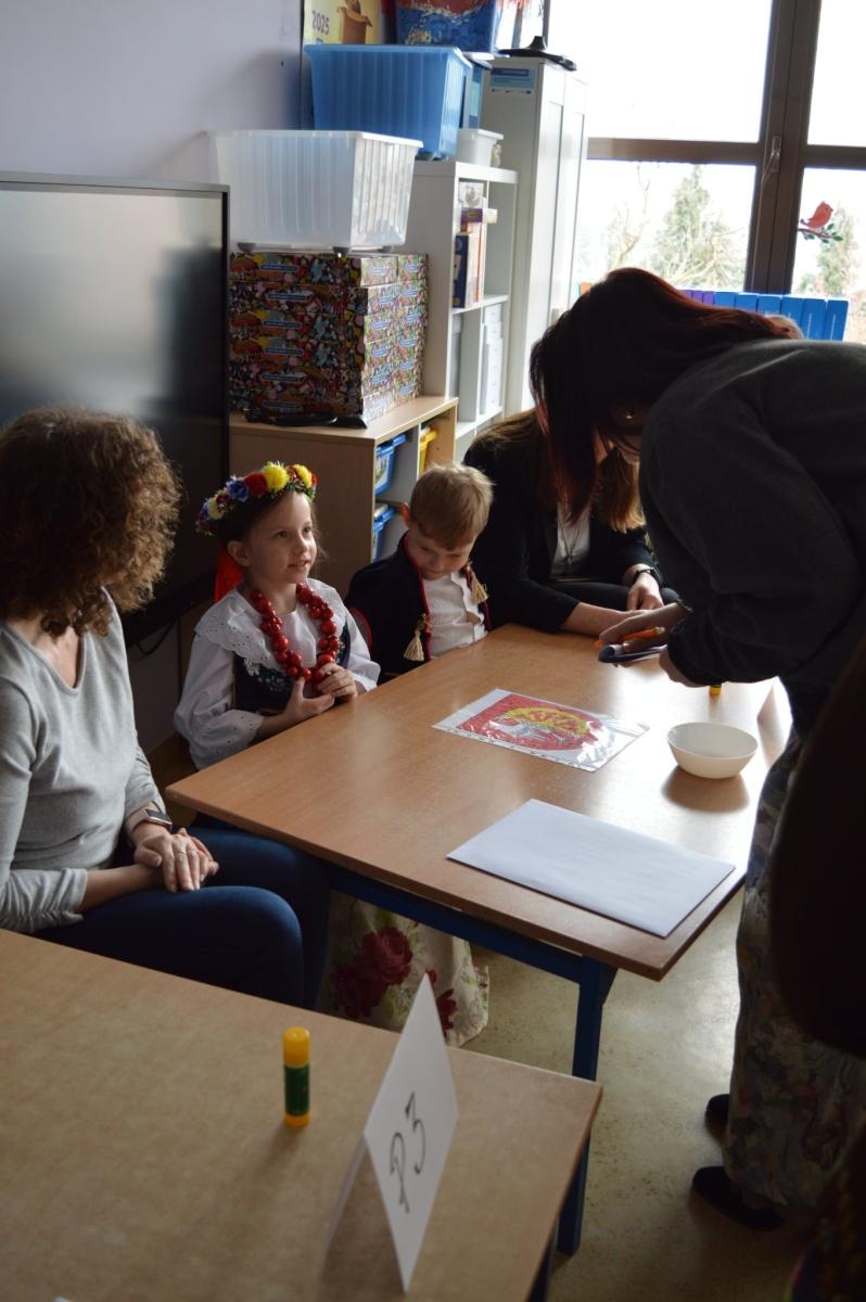 Zdjęcie w galerii na portalu naszraciborz.pl: Racibórz – miasto, w którym mieszkam. Konkurs międzyprzedszkolny pełen wiedzy i zabawy wiadomości z regionu