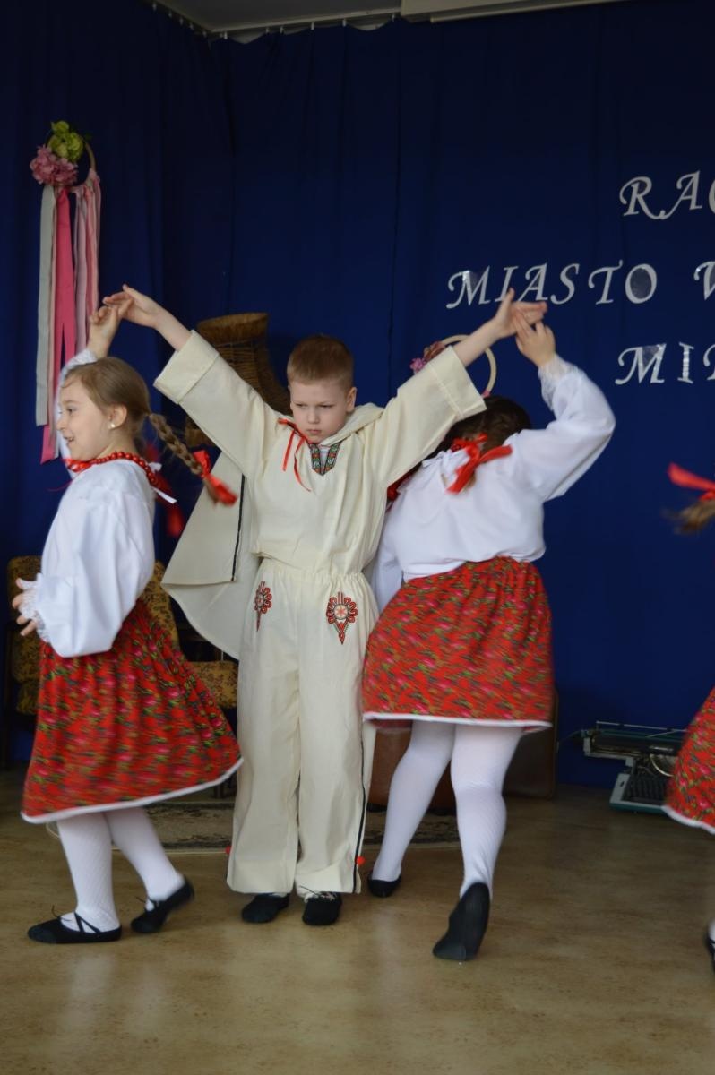 Zdjęcie w galerii na portalu naszraciborz.pl: Racibórz – miasto, w którym mieszkam. Konkurs międzyprzedszkolny pełen wiedzy i zabawy wiadomości z regionu