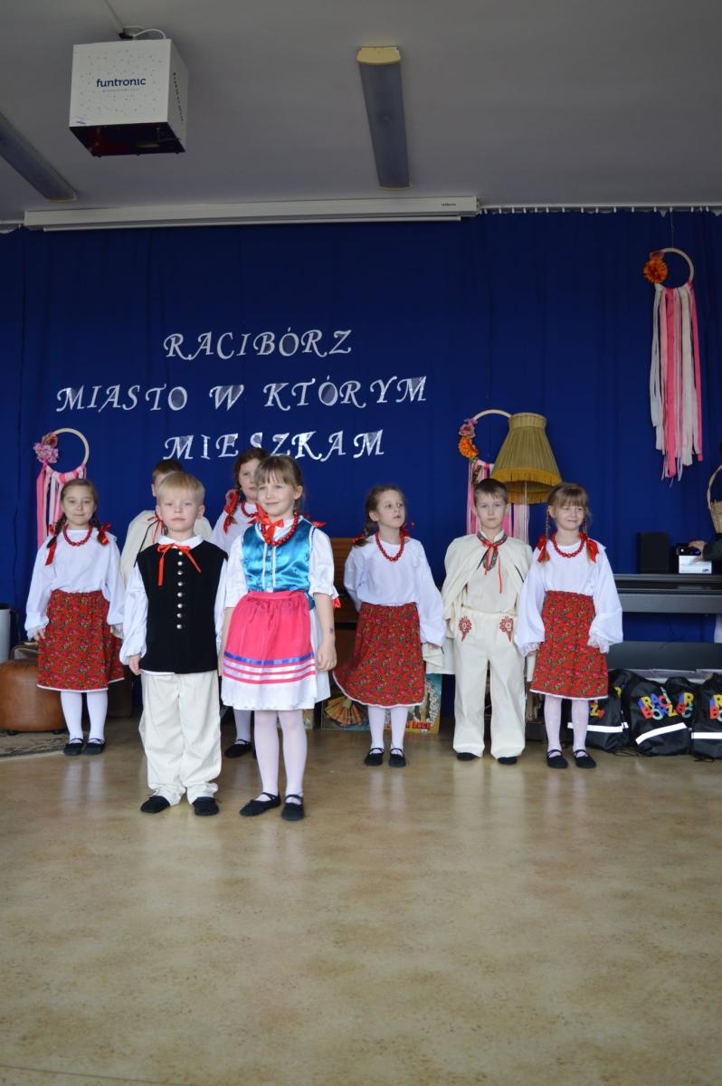 Zdjęcie w galerii na portalu naszraciborz.pl: Racibórz – miasto, w którym mieszkam. Konkurs międzyprzedszkolny pełen wiedzy i zabawy wiadomości z regionu