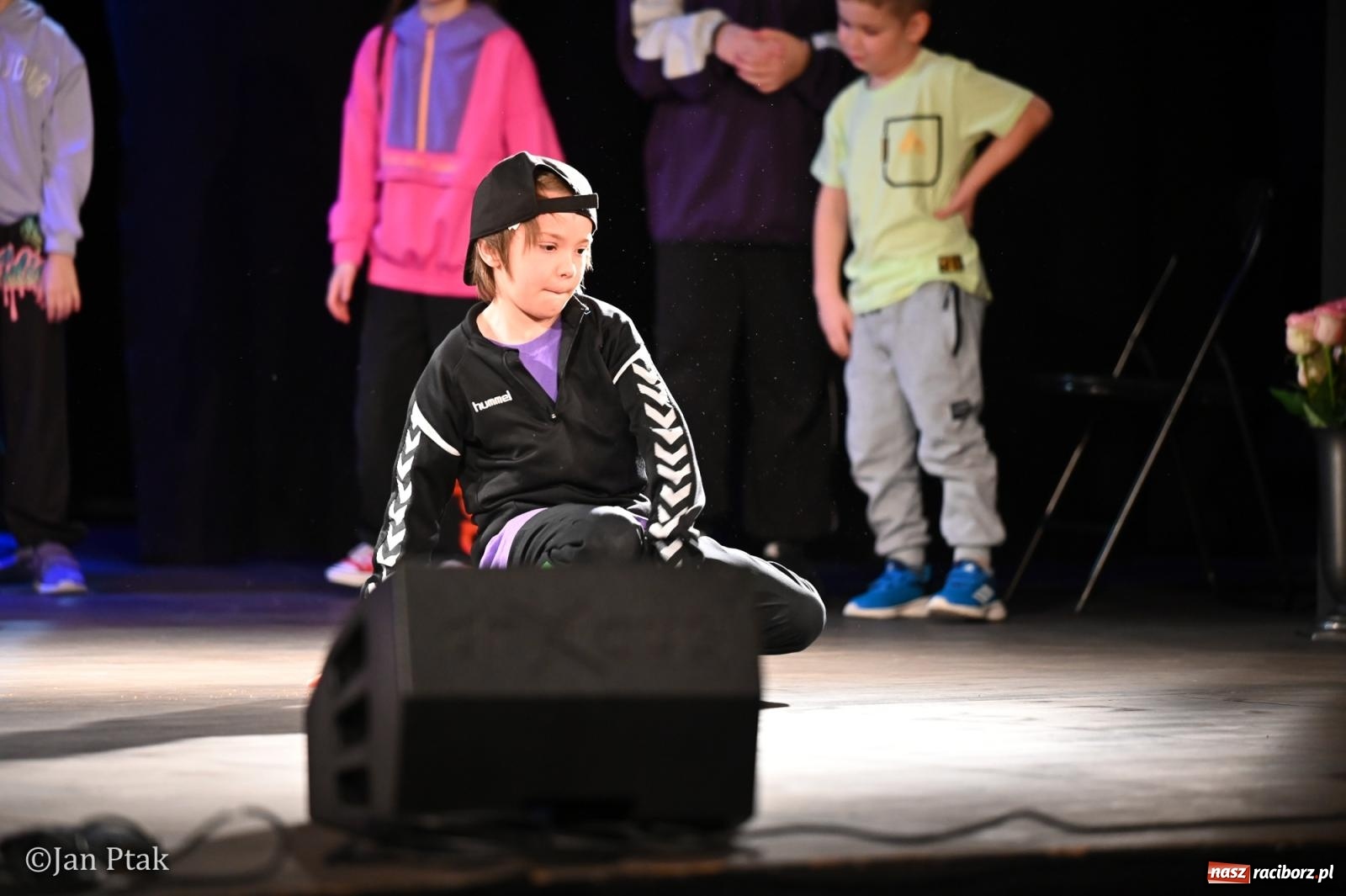 Zdjęcie w galerii na portalu naszraciborz.pl: Młodzieżowy koncert charytatywny The OfflineZone w Raciborzu [FOTO i WIDEO] wiadomości z regionu