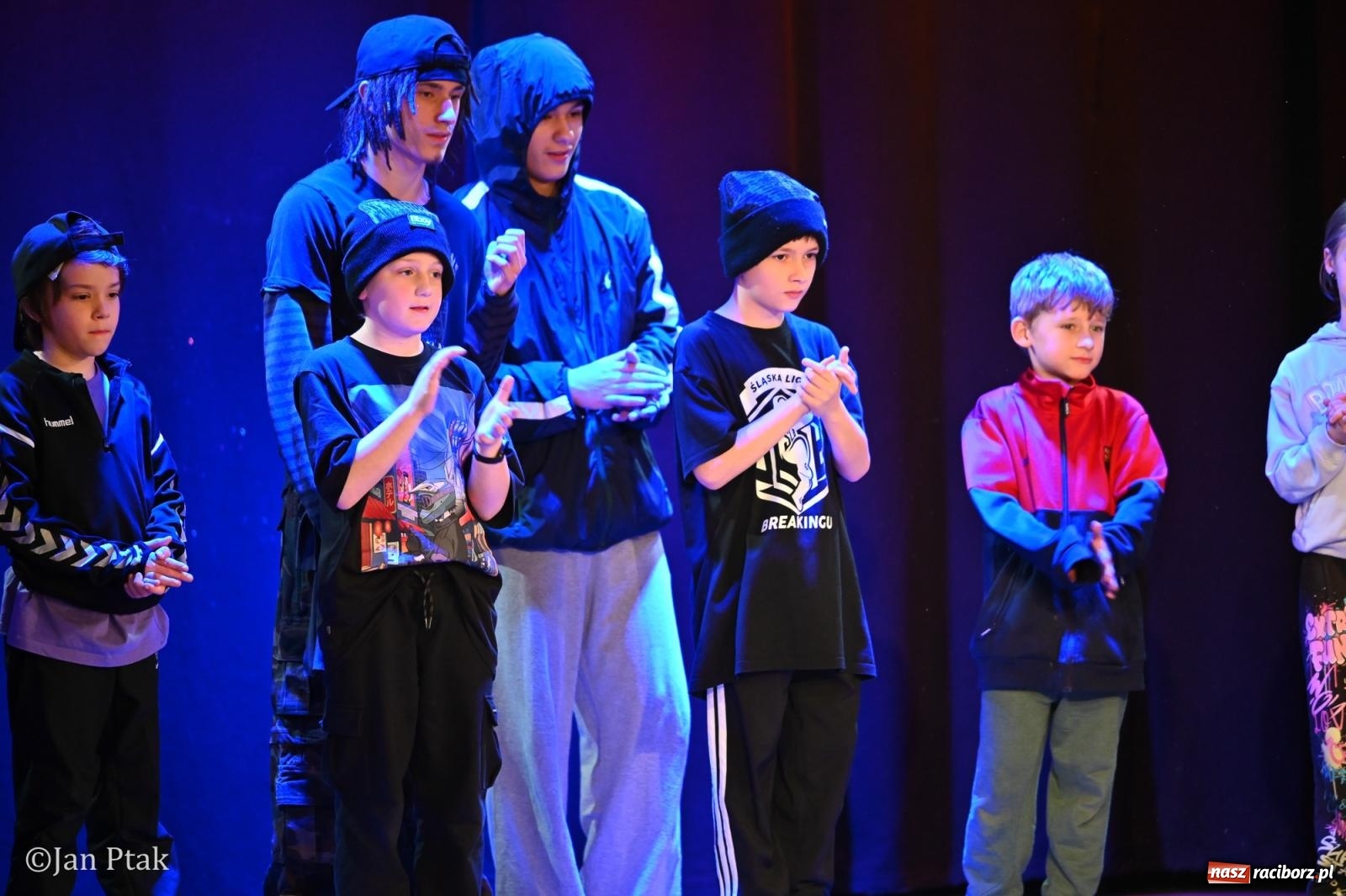 Zdjęcie w galerii na portalu naszraciborz.pl: Młodzieżowy koncert charytatywny The OfflineZone w Raciborzu [FOTO i WIDEO] wiadomości z regionu