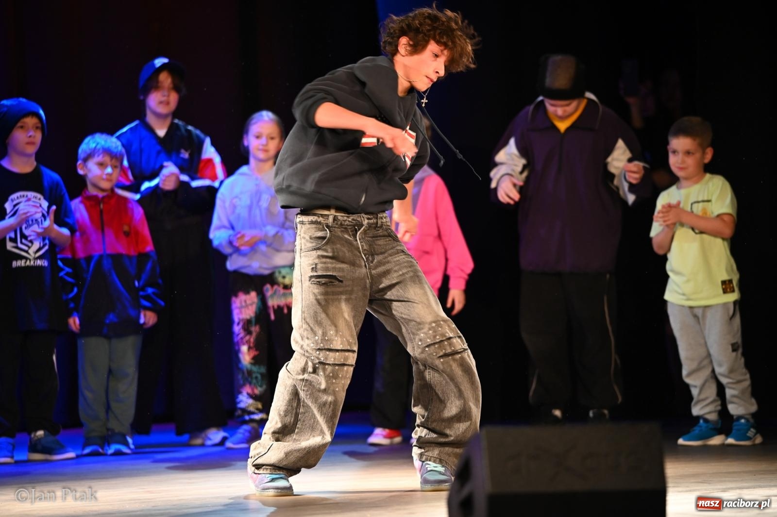 Zdjęcie w galerii na portalu naszraciborz.pl: Młodzieżowy koncert charytatywny The OfflineZone w Raciborzu [FOTO i WIDEO] wiadomości z regionu