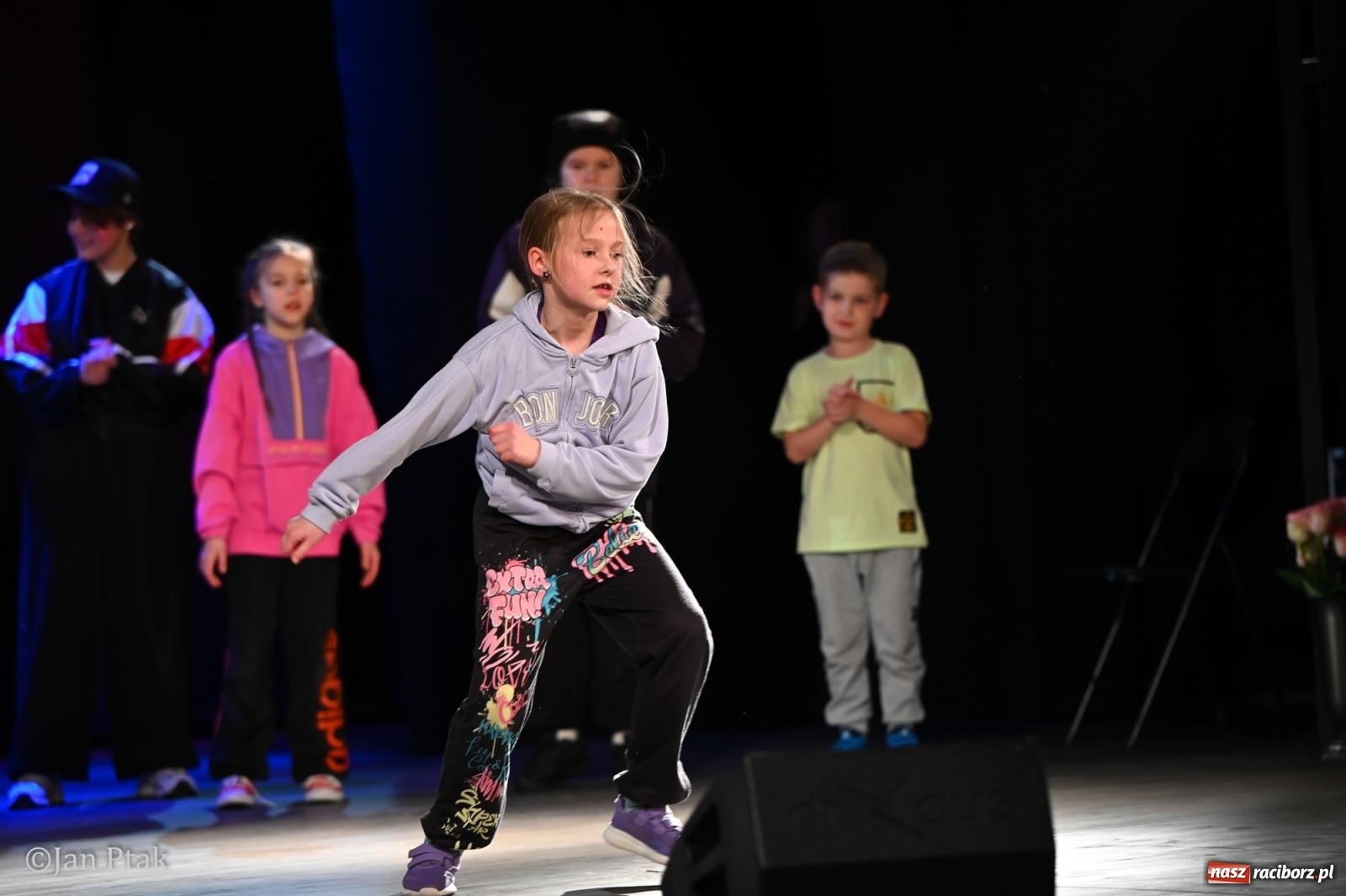 Zdjęcie w galerii na portalu naszraciborz.pl: Młodzieżowy koncert charytatywny The OfflineZone w Raciborzu [FOTO i WIDEO] wiadomości z regionu