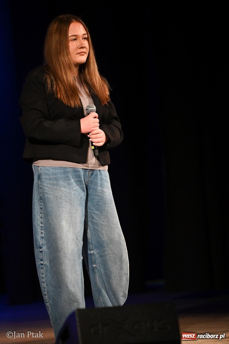 Zdjęcie w galerii na portalu naszraciborz.pl: Młodzieżowy koncert charytatywny The OfflineZone w Raciborzu [FOTO i WIDEO] wiadomości z regionu