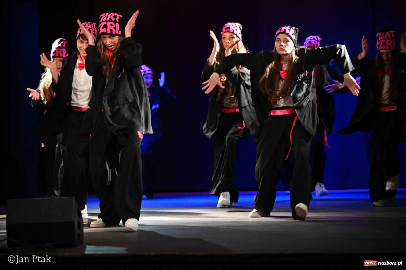 Zdjęcie w galerii na portalu naszraciborz.pl: Młodzieżowy koncert charytatywny The OfflineZone w Raciborzu [FOTO i WIDEO] wiadomości z regionu