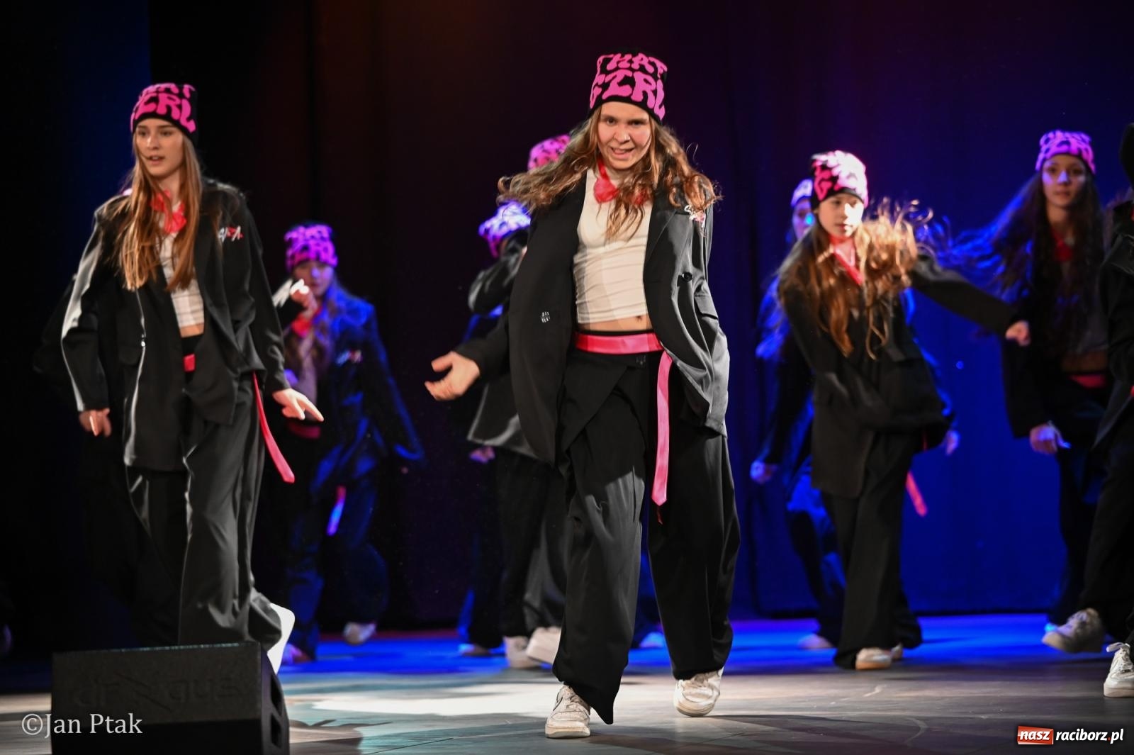 Zdjęcie w galerii na portalu naszraciborz.pl: Młodzieżowy koncert charytatywny The OfflineZone w Raciborzu [FOTO i WIDEO] wiadomości z regionu