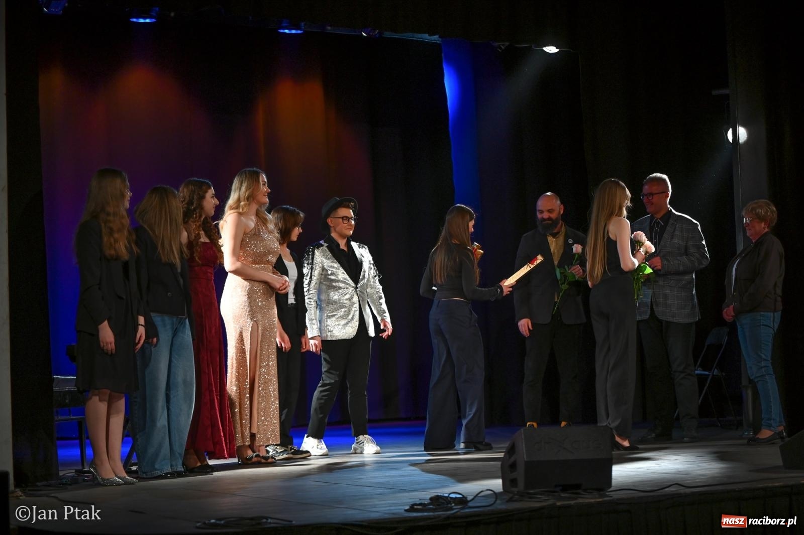 Zdjęcie w galerii na portalu naszraciborz.pl: Młodzieżowy koncert charytatywny The OfflineZone w Raciborzu [FOTO i WIDEO] wiadomości z regionu