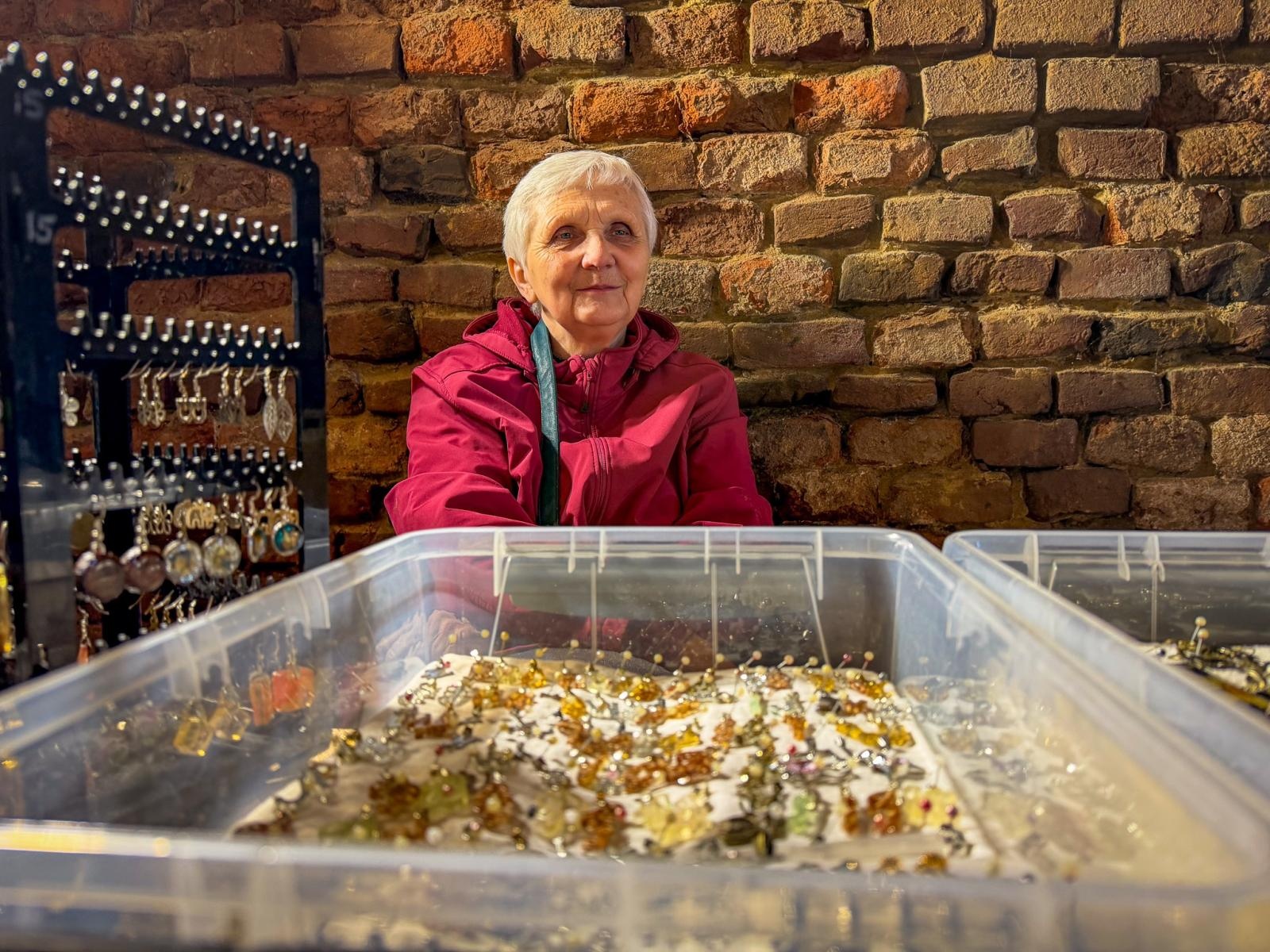Zdjęcie w galerii na portalu naszraciborz.pl: Jarmark w Sławikowie przyciąga mieszkańców. Sprzyja pogoda i wyjątkowa atmosfera wiadomości z regionu