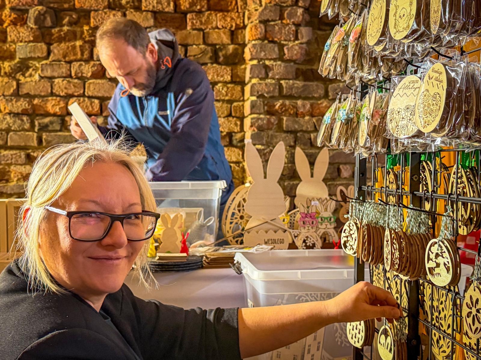 Zdjęcie w galerii na portalu naszraciborz.pl: Jarmark w Sławikowie przyciąga mieszkańców. Sprzyja pogoda i wyjątkowa atmosfera wiadomości z regionu