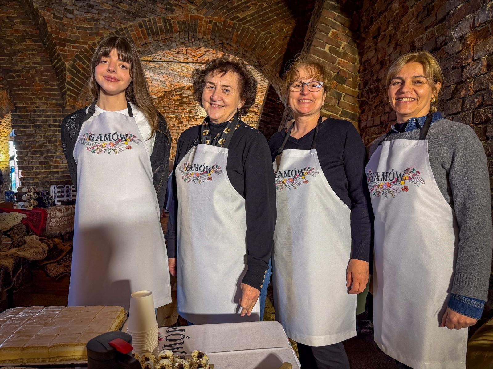 Zdjęcie w galerii na portalu naszraciborz.pl: Jarmark w Sławikowie przyciąga mieszkańców. Sprzyja pogoda i wyjątkowa atmosfera wiadomości z regionu