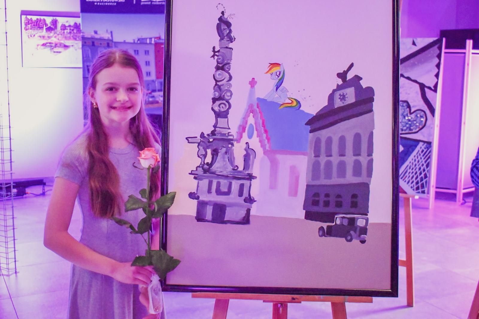 Zdjęcie w galerii na portalu naszraciborz.pl: Magiczny wernisaż prac młodych twórców w zamkowej słodowni [FOTO i WIDEO] wiadomości z regionu