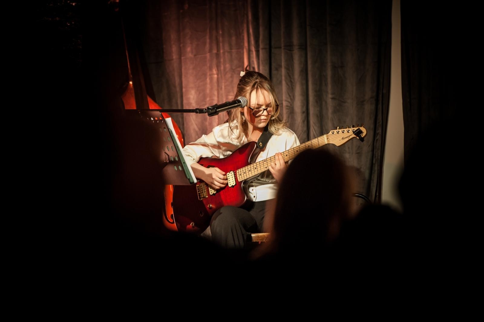 Zdjęcie w galerii na portalu naszraciborz.pl: R&B Classic na Zamku Piastowskim: Wieczór w rytmie największych hitów [FOTO i WIDEO] wiadomości z regionu