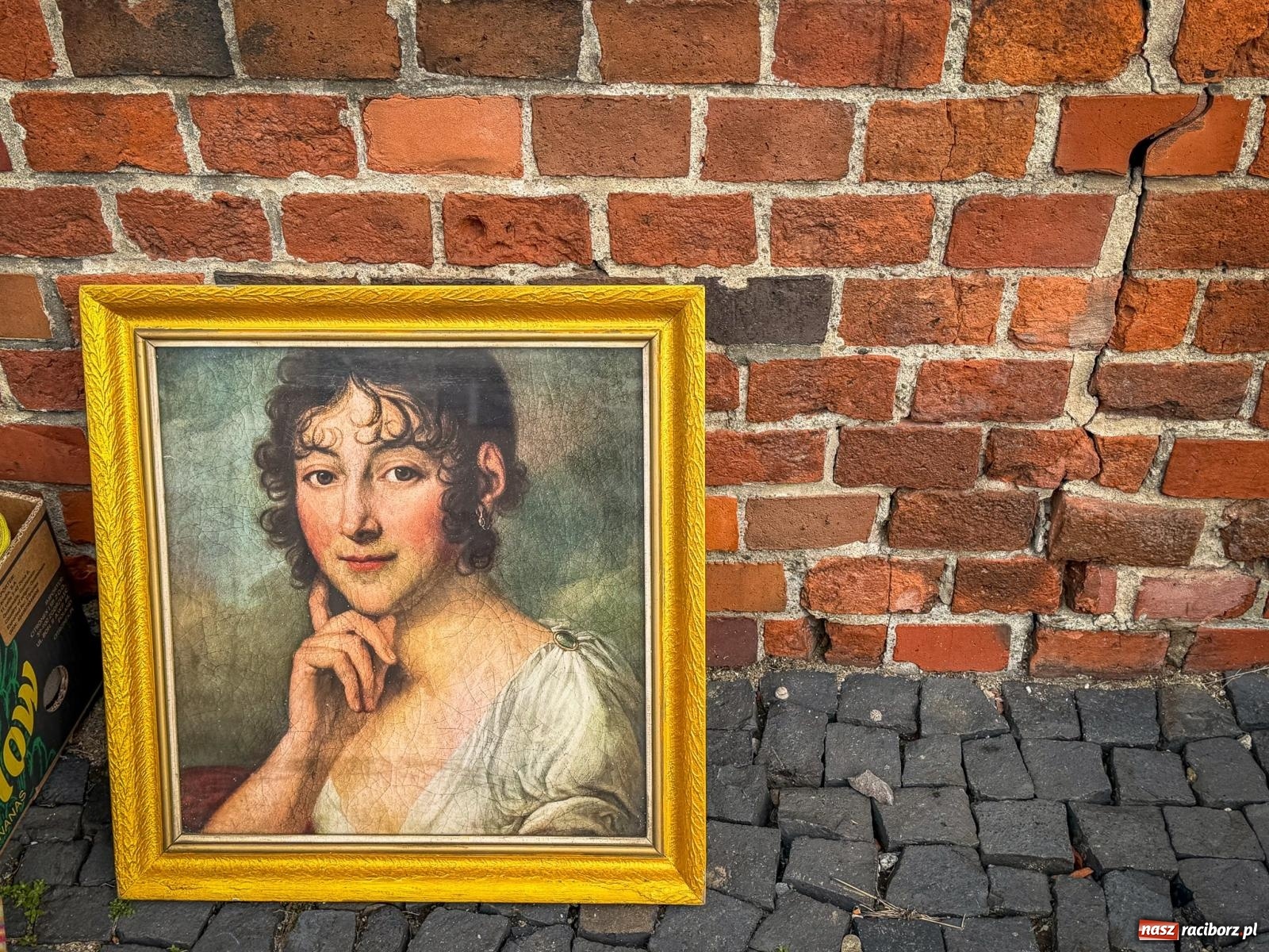 Zdjęcie w galerii na portalu naszraciborz.pl: Wiosenne ożywienie na raciborskim targu staroci wiadomości z regionu